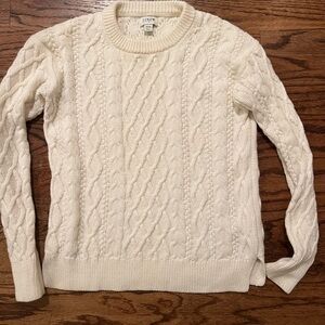 J.Crew Factory  XXS cable knit creme sweater excellent condition only worn 2-3xs